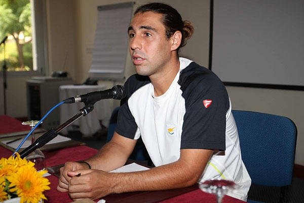 ÎœÎ¬ÏÎºÎ¿Ï‚: â€œÎ‰Ï„Î±Î½ Î­Î½Î±Ï‚ ÏƒÏ€Î¿Ï…Î´Î±Î¯Î¿Ï‚ Ï‡ÏÏŒÎ½Î¿Ï‚â€