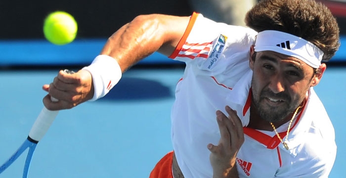 ÎŸ ÎœÎ¬ÏÎºÎ¿Ï‚ Ï€Î±Î¯ÏÎ½ÎµÎ¹ Ï„Î¿Î½ ÎµÎ½Î±ÏÎºÏ„Î®ÏÎ¹Î¿ Î±Î³ÏŽÎ½Î± ÏƒÏ„Î¿ Î£Î¹Î½ÏƒÎ¹Î½Î¬Ï„Î¹