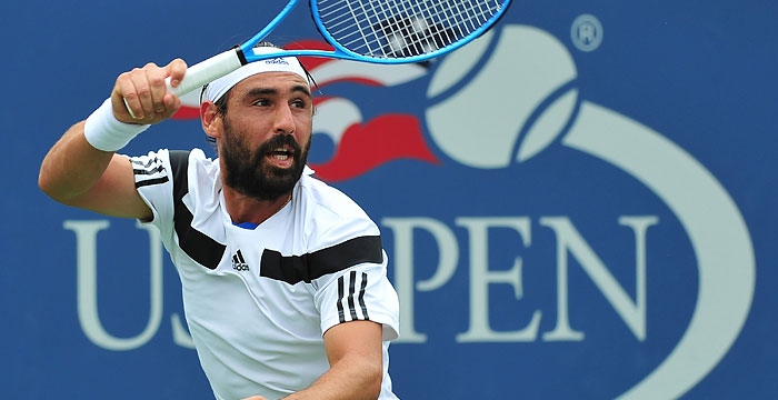 ÎŸ ÎœÎ¬ÏÎºÎ¿Ï‚ ÎºÎ»ÎµÎ¯Î½ÎµÎ¹ Ï€ÏÏŒÏ‰ÏÎ± Ï„Î· Ï†ÎµÏ„Î¹Î½Î® ÏƒÎµÎ¶ÏŒÎ½